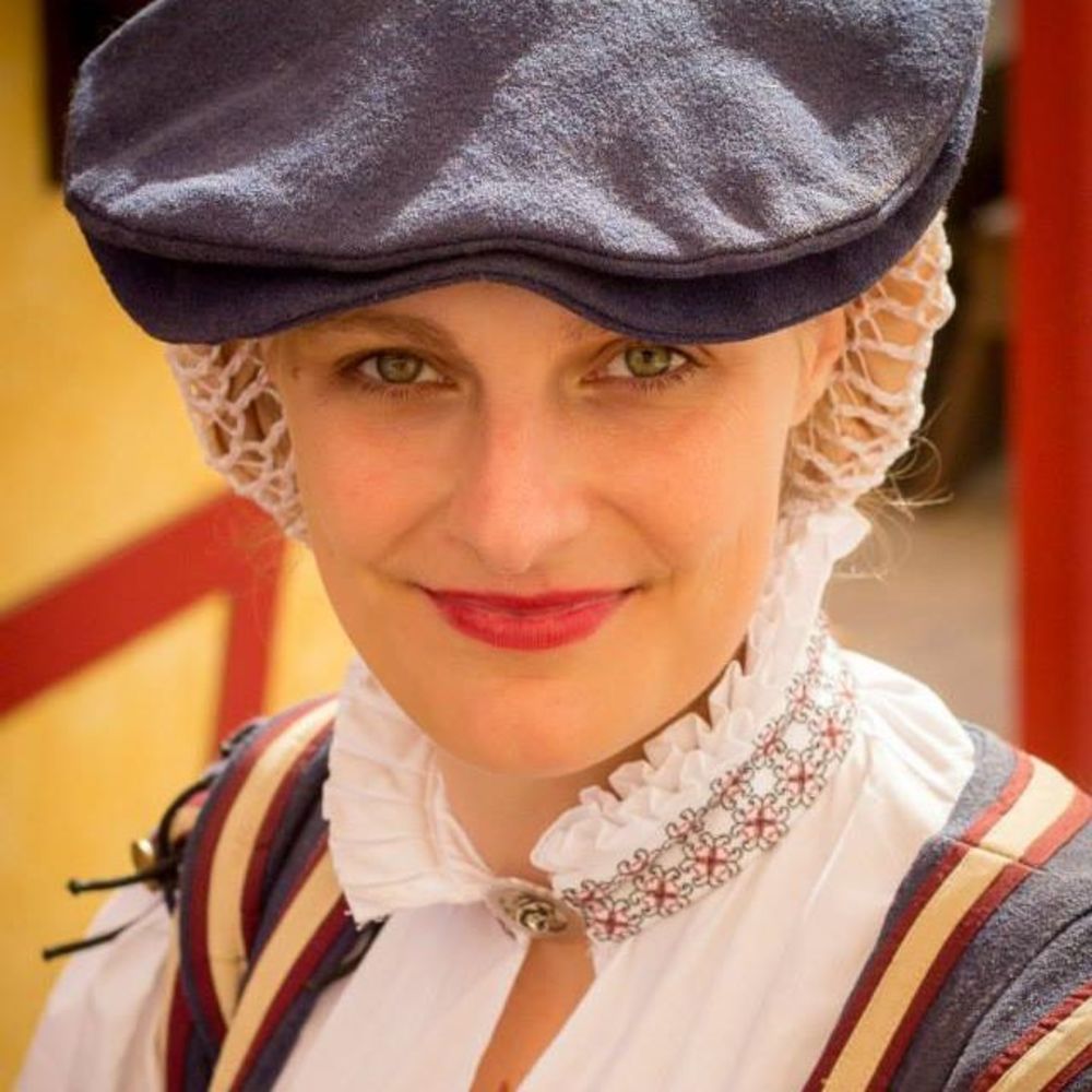 Meet your Posher, Konnie